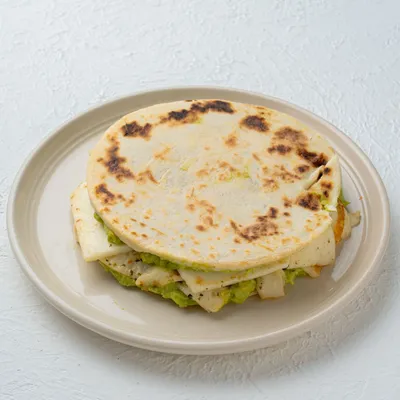 Palta y queso de cabra